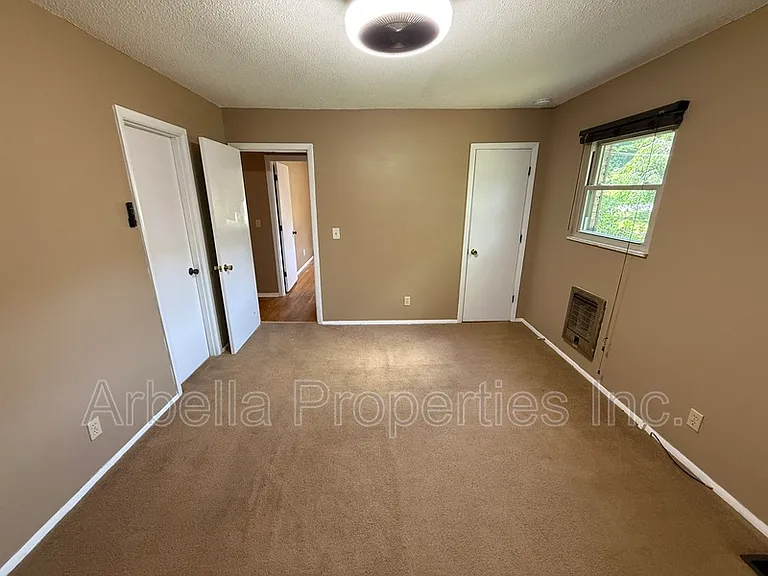 2708 Granbrook Dr — Photo 12