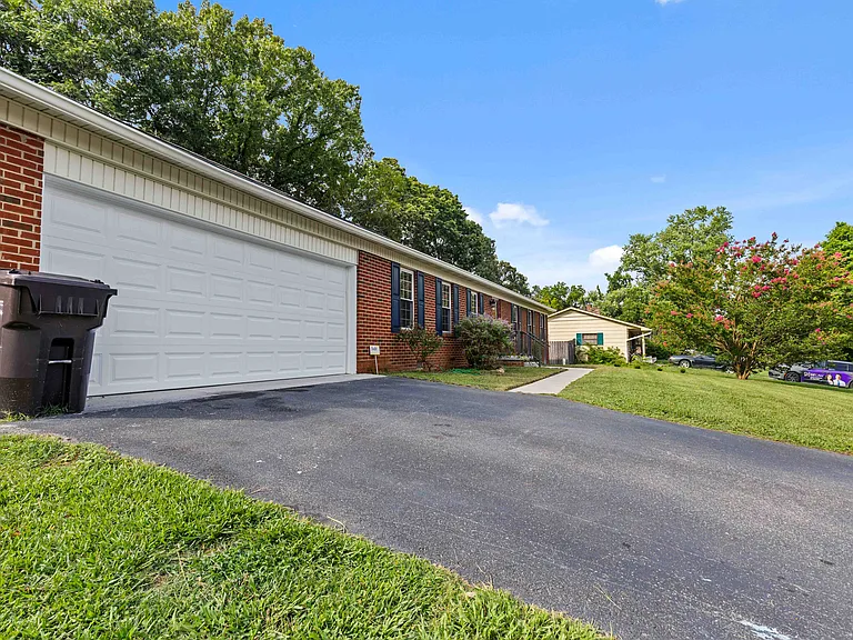 12105 W Kings Gate Rd — Photo 3