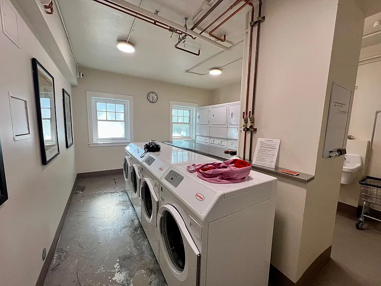 2015 NW Flanders St #502 — Photo 25