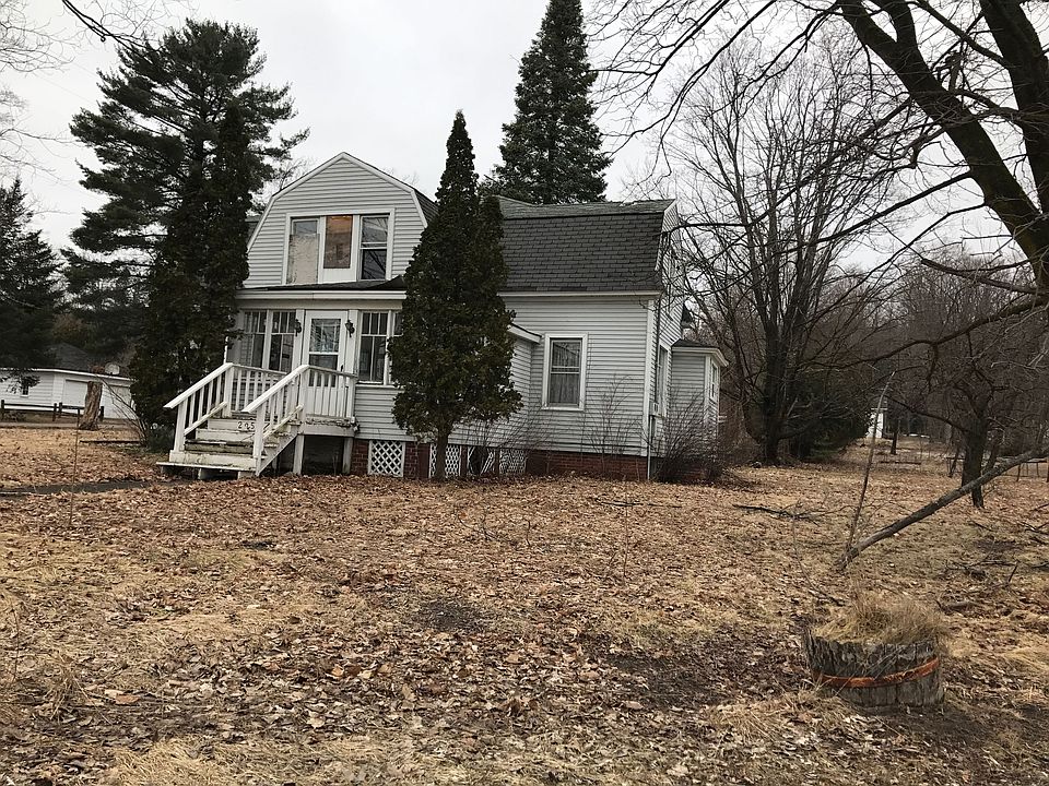 2253 N Shore Dr, Walloon Lake, MI 49796 Zillow
