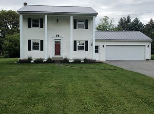 6745 Junction Rd, Pavilion, NY 14525