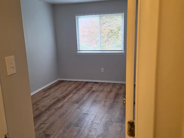 8210 Pine Rd #B3 — Photo 7