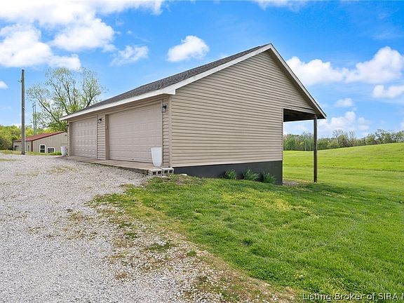 3rd image of 10124 Stricker Road