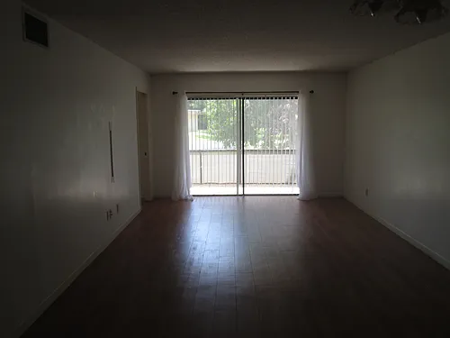 205 Palmetto Ave Photo 1