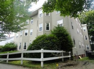 12 Pitt St APT 4, Portland, ME 04103
