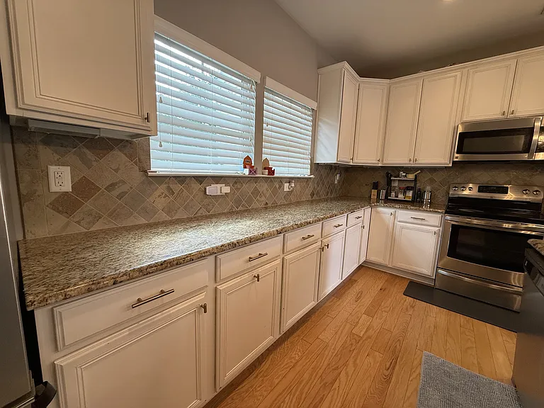 8049 Ellendale Dr #1 — Photo 21