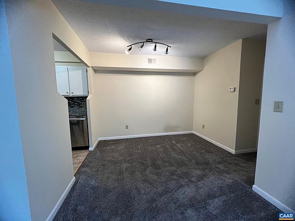 5th image of 125 Turtle Creek Rd APT 12