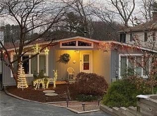 127 Indian Run Trl, Smithfield, RI 02917