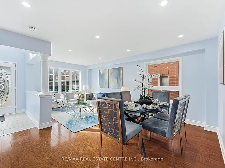 15 Heatherdale Dr — Photo 8