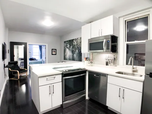 139 Norfolk Street image 1 of 7