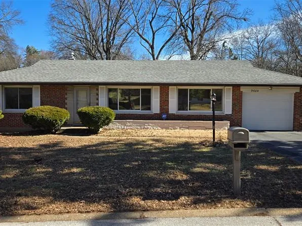 9604 Cherryfield Dr, Saint Louis, MO 63136