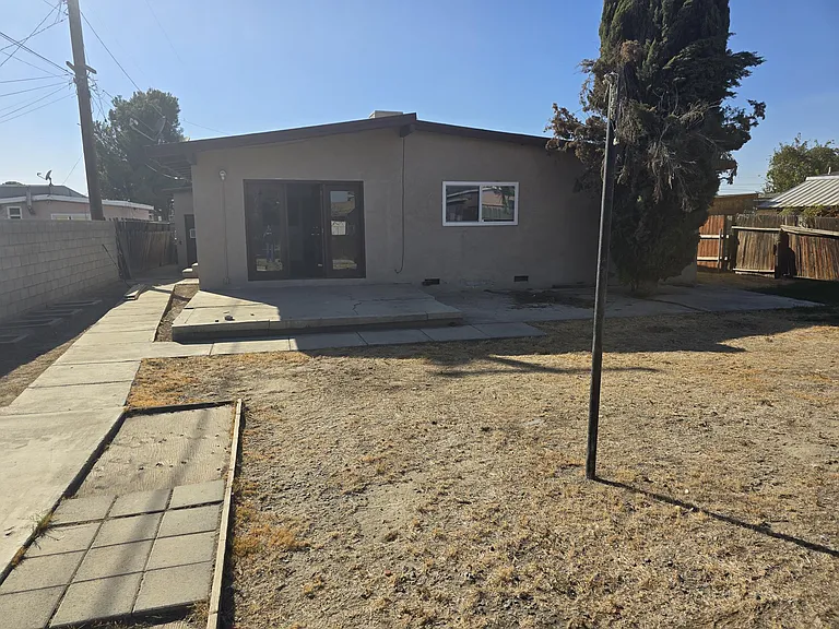 2710 Fern Way — Photo 11