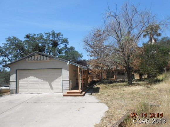 1st image of 3690 Farris Dr