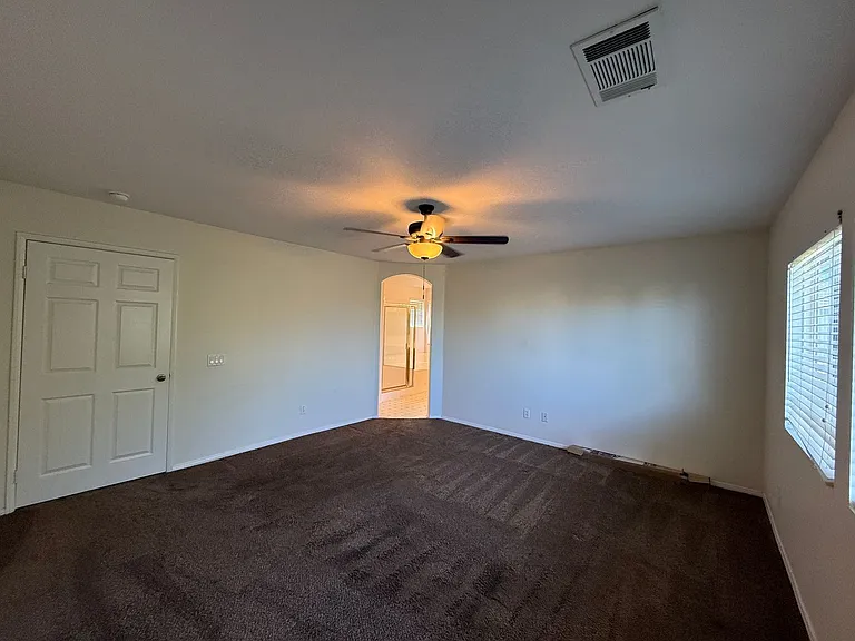 43439 Bale Ct — Photo 13