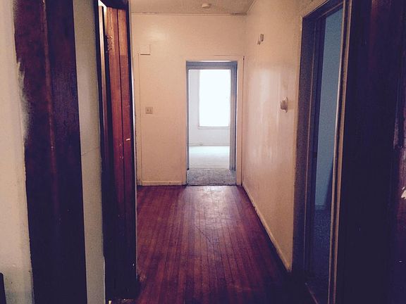 4th image of 193 2nd Avenue # First Floor