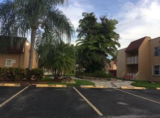 9970 SW 88th St APT 915, Miami, FL 33176