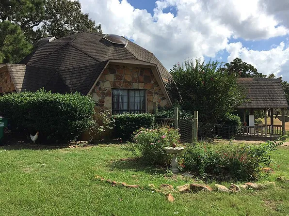 939 Smith St, Centerville, TX 75833