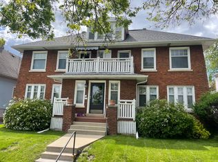 1821 N 47th St APT 4, Milwaukee, WI 53208