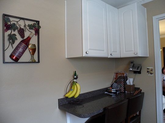 4th image of 4030 Wilshire Ln