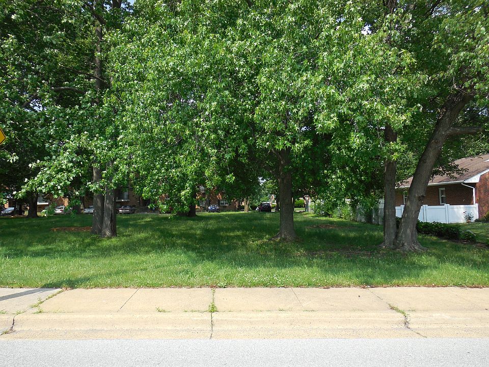 1st image of 807 Lea Boulevard