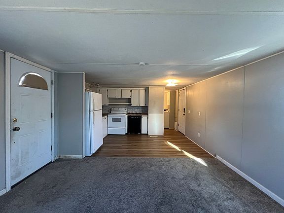 4th image of 424 Lincoln St #6