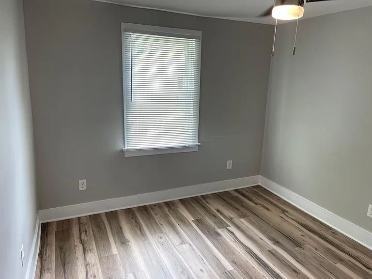 1614 Martin Ave — Photo 13