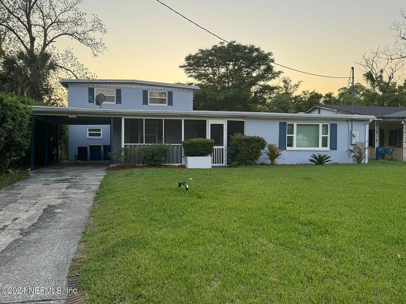 3 bed, 1.5 bath, 1500 sqft, $825 — Photo 1