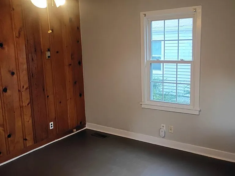 54 Webber St — Photo 11