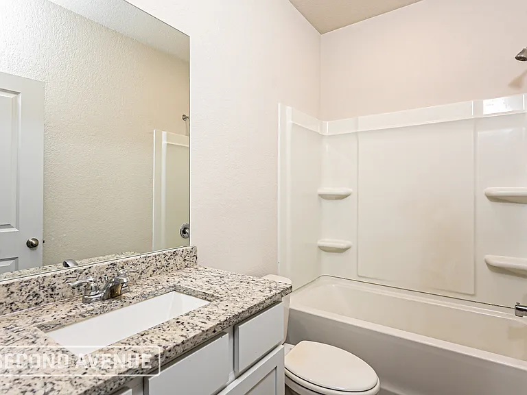 714 Woody Dr — Photo 19