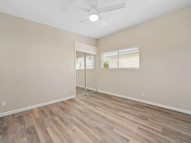 1249 Palm St — Photo 37