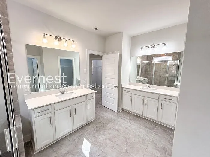 732 Prescott Ln — Photo 24