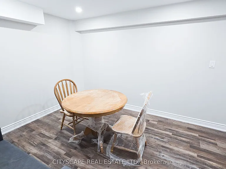 121 Ashdale Rd #LOWER — Photo 21
