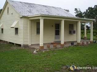 11519 Old Jeanerette Rd, Jeanerette, LA 70544