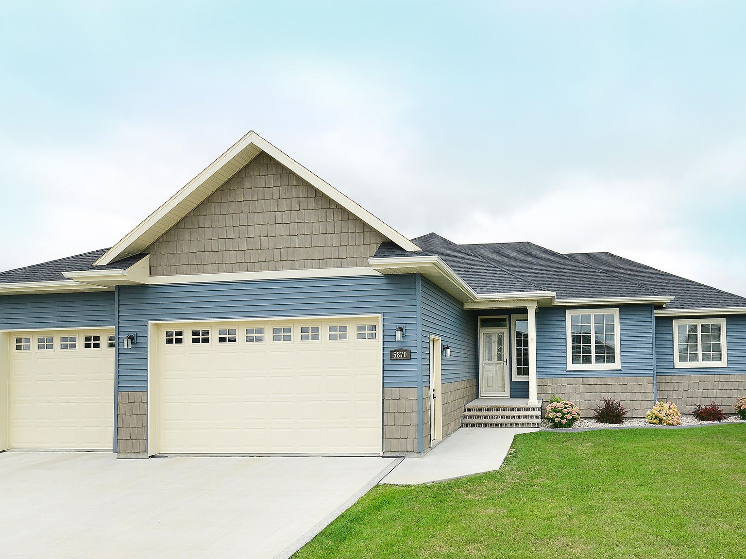 5870 Wydown Dr, Grand Forks, ND 58201 Zillow