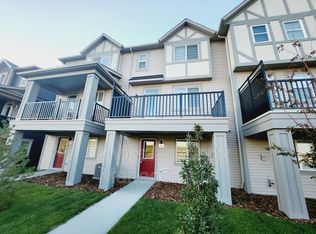 2072 Wonnacott Way SW #56, Edmonton, AB T6X2V7