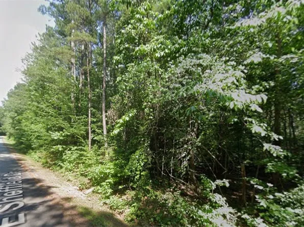 411 E Sheffield Dr, Westminster, SC 29693