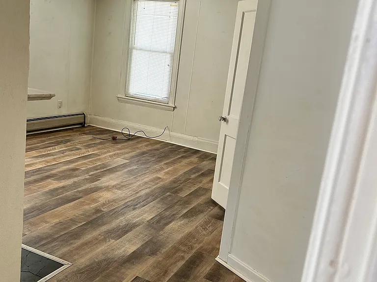 124 Essex St #2 — Photo 4