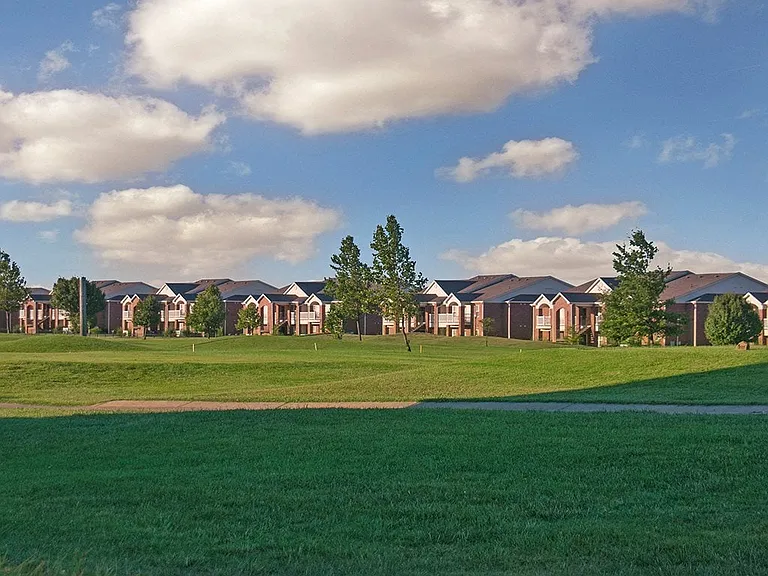Fairways at Derby — Photo 11
