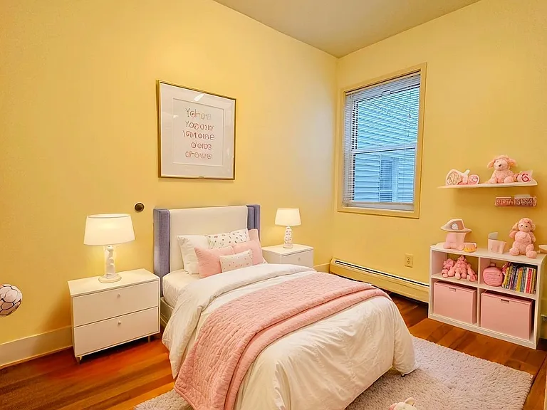 81 W 27th St #1 — Photo 13