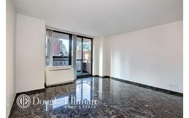Rented by Douglas Elliman | media 22