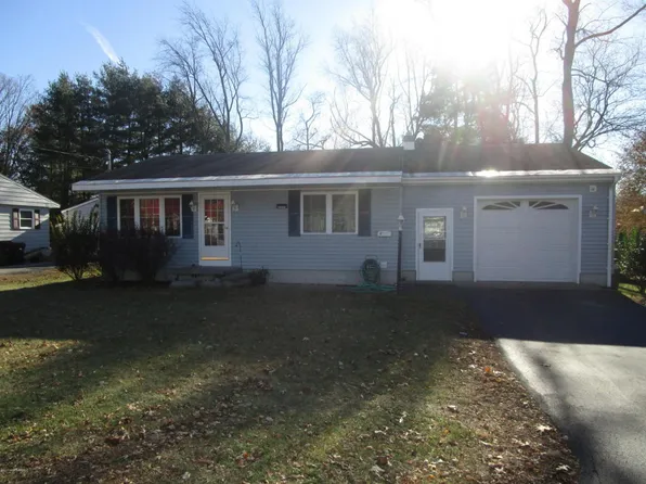 4 La Claire St, Hudson Falls, NY 12839