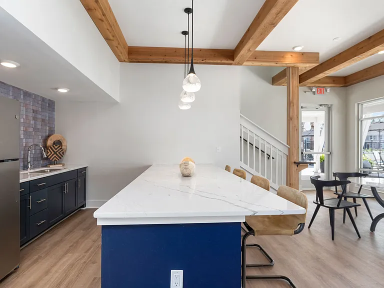 Bristol at New Riverside — Photo 18