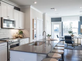 5013 Sovereignty Ct #18, Charlotte, NC 28205