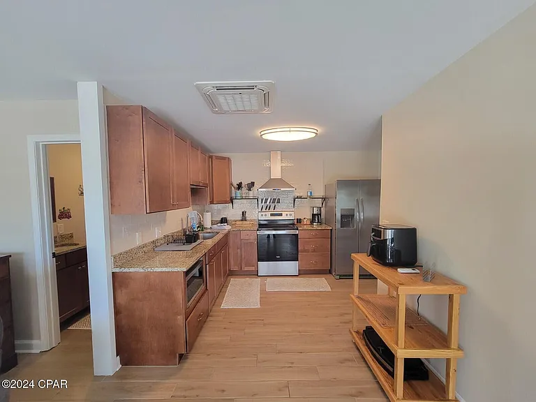 4900 E 4th St #B — Photo 9
