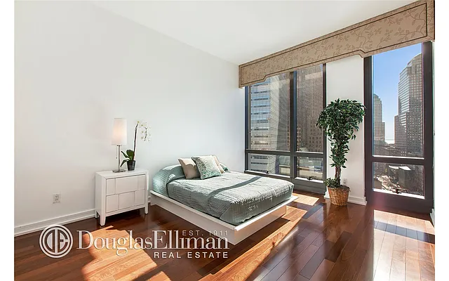 Rented by Douglas Elliman | media 21