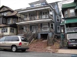 37 Mapes Ave, Newark, NJ 07112