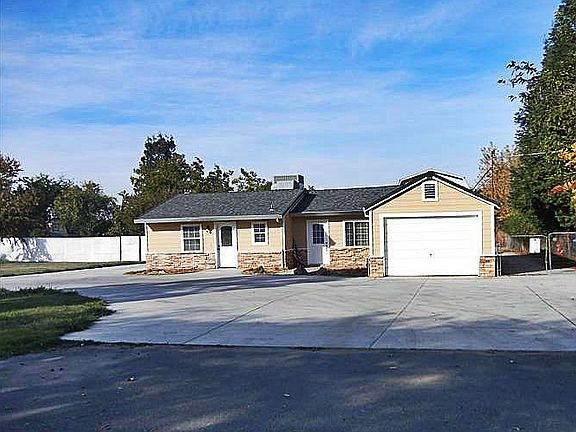2nd image of 1033 Vinci Ave