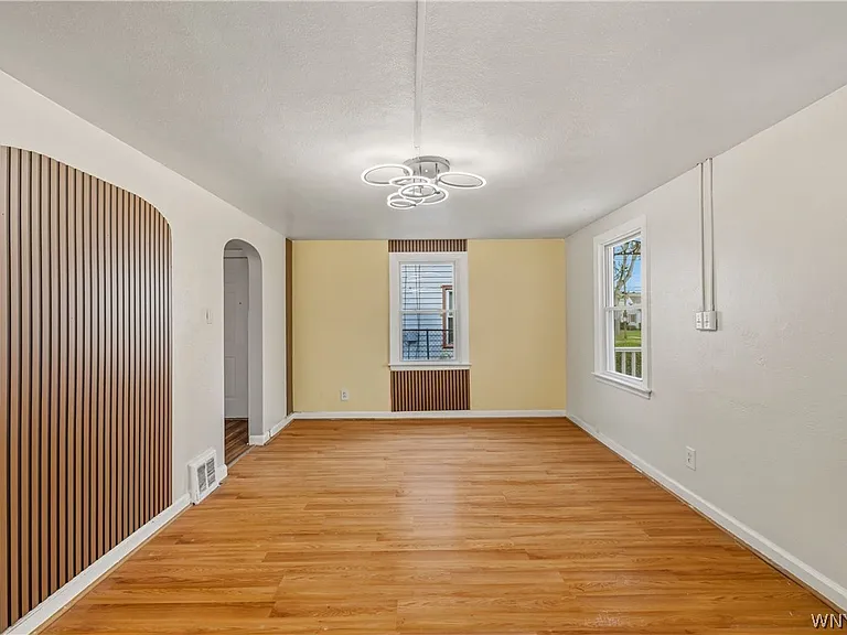 171 Weston Ave — Photo 9