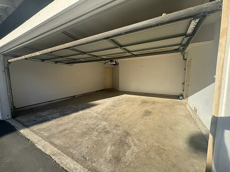 2901 Snow Creek Ln — Photo 36