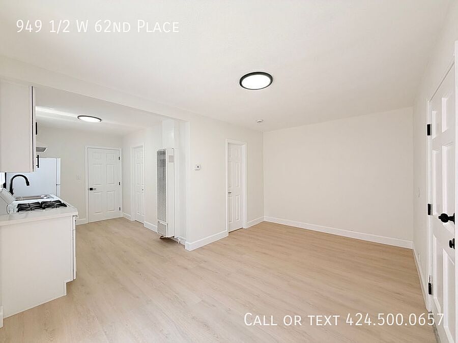 1st image of 949 1/2 W 62nd Pl